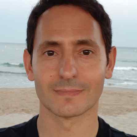 Dr. Javier Sancho Mas