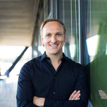 Dr. Jürgen Müller