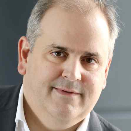 Prof. Dr. Roland Rau