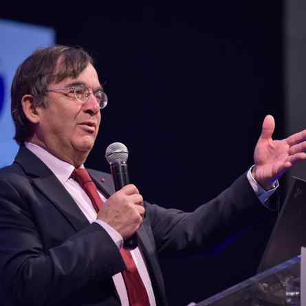 Prof. Dr. Laurent Degos
