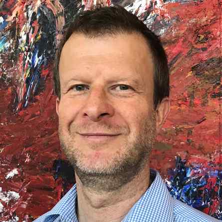 Dr. Mark van Ommeren