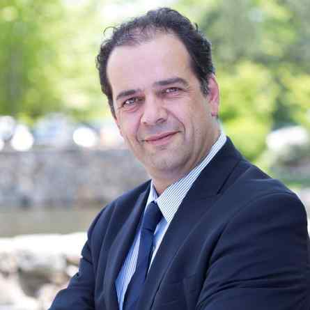 Dr. Arnaud Bernaert