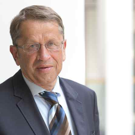 Prof. Dr. Heyo Kroemer