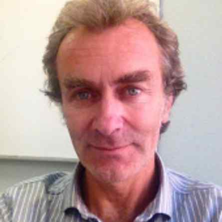 Dr. Fernando Simón