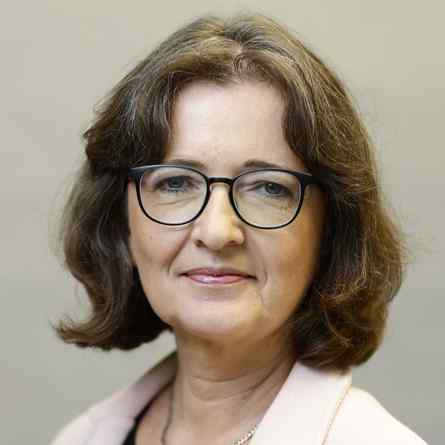 Dr. Ariane Hildebrandt