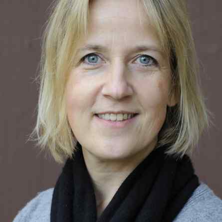Prof. Dr. Heike Brötz-Oesterhelt