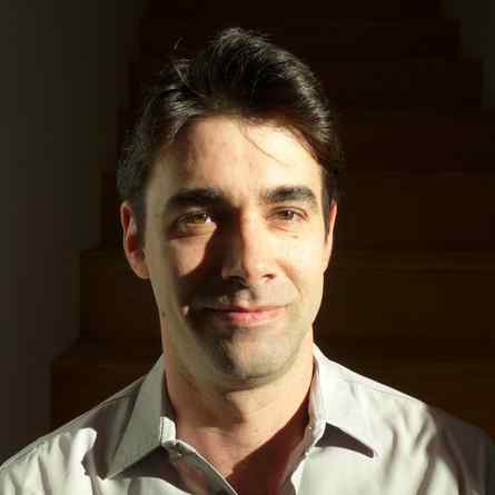 Prof. Dr. Titus Kühne