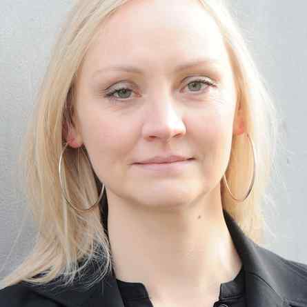 Prof. Dr. Anja Mehnert-Theuerkauf