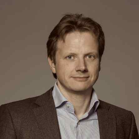 Dr. Pieter Stolk