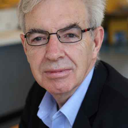 Sir Robin Murray