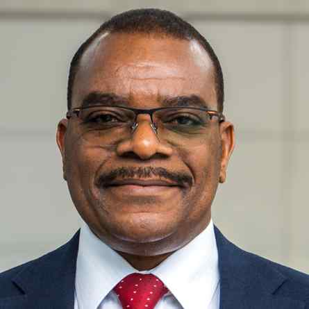 Dr. Michael Makanga