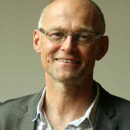 Dr. Frode Forland
