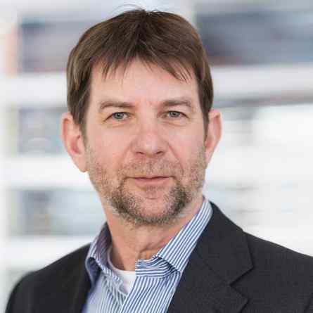 Prof. Dr. Bernhard Hube