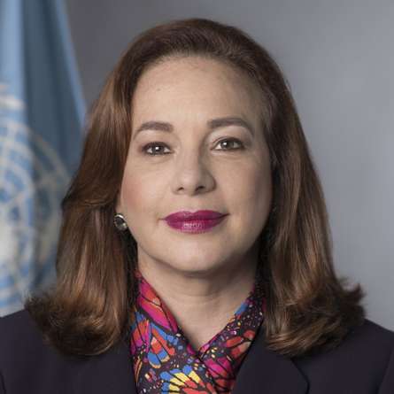 María Fernanda Espinosa